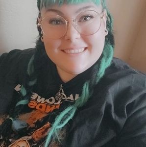 Meet your Posher, Kandis